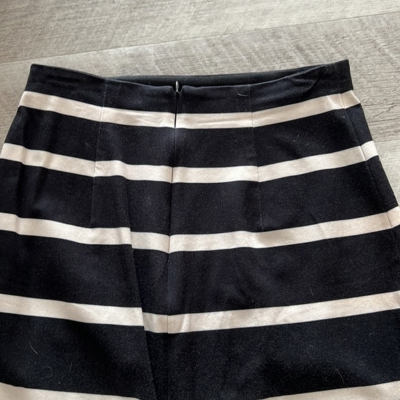Banana republic nautical pencil skirt - Picture 4 of 10